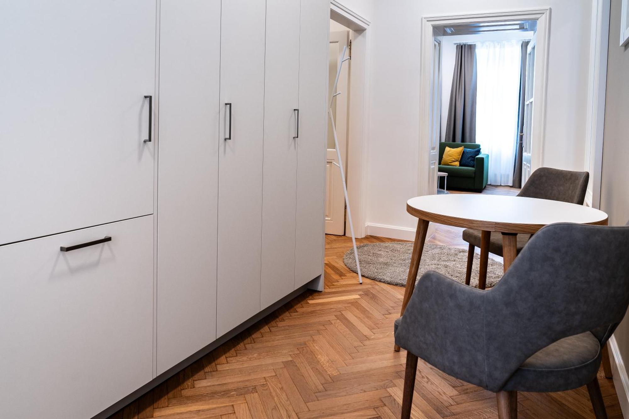 Twenty Five - Work & Life Apartments أمستيتين المظهر الخارجي الصورة